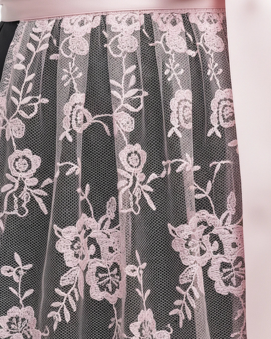 Dirndl Moosrose – Rosa